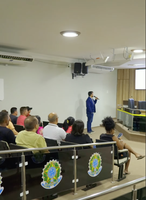 LICITAÇÕES E COMPRAS PÚBLICAS